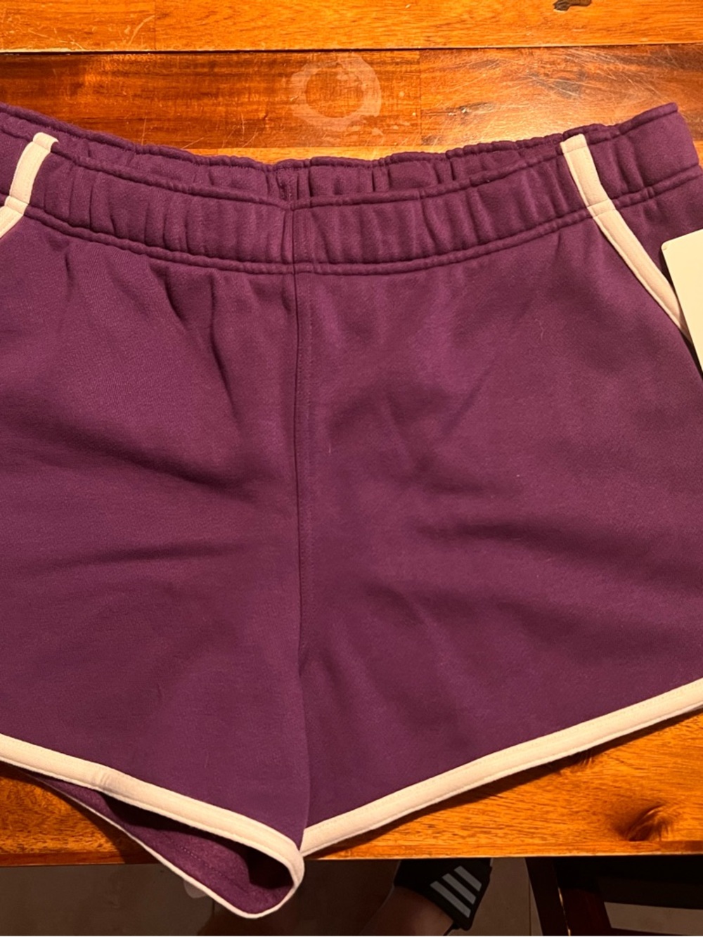 Lululemon Scuba MR Oversized Shorts 3” Trim, College Purple/White, Size XL, NWT